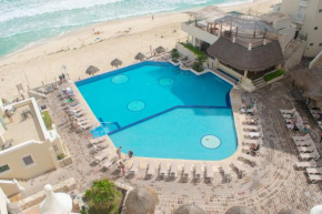 BSEA Cancun Plaza Hotel  Канку́н 